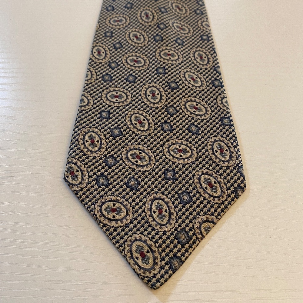 West Coast Classique Y2K Vintage Neck Silk Tie